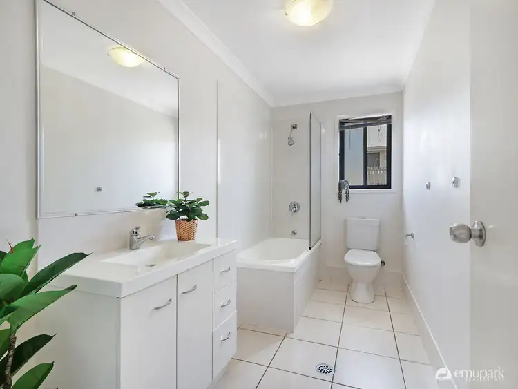 Sixth view of Homely house listing, 39 Falcon Crest, Zilzie QLD 4710