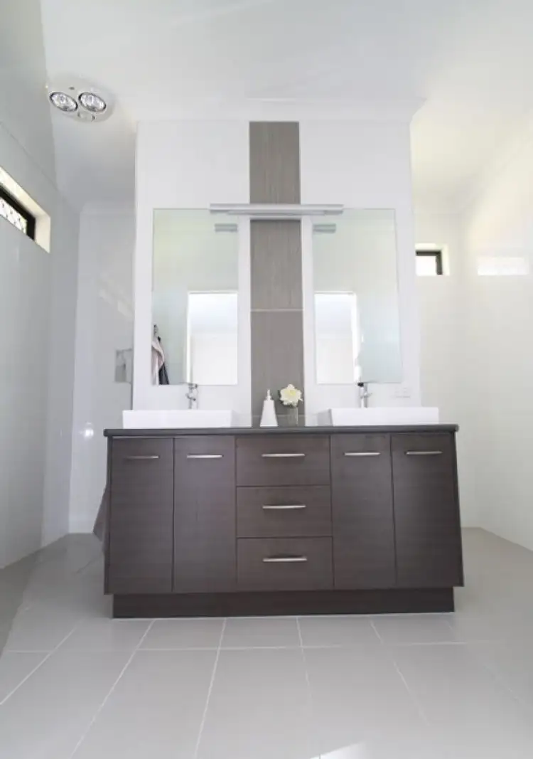 Sixth view of Homely house listing, 8 Blackburn Court, Kirkwood QLD 4680