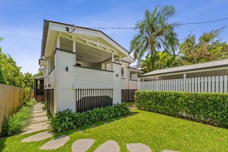 14 Victoria Terrace, Annerley QLD 4103