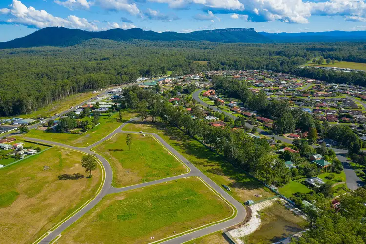 19 Spotted Gum Boulevard (Lot 230) The Mill estate, Wauchope NSW 2446