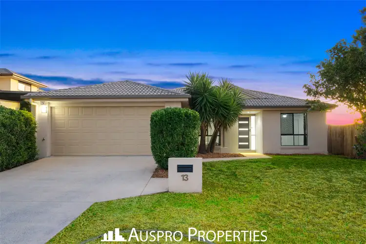 13 Girraween Cr, Parkinson QLD 4115