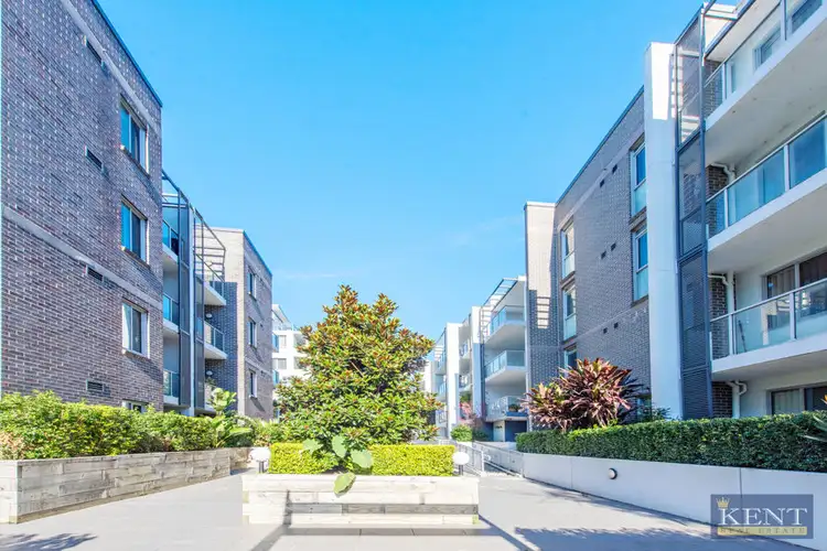 20 / 9 Fisher Ave