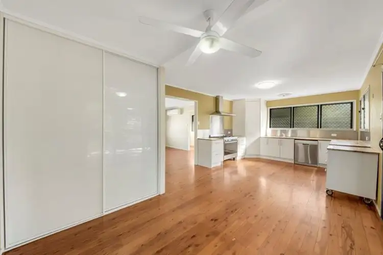 Fifth view of Homely house listing, 32 Squire Street, Toolooa QLD 4680