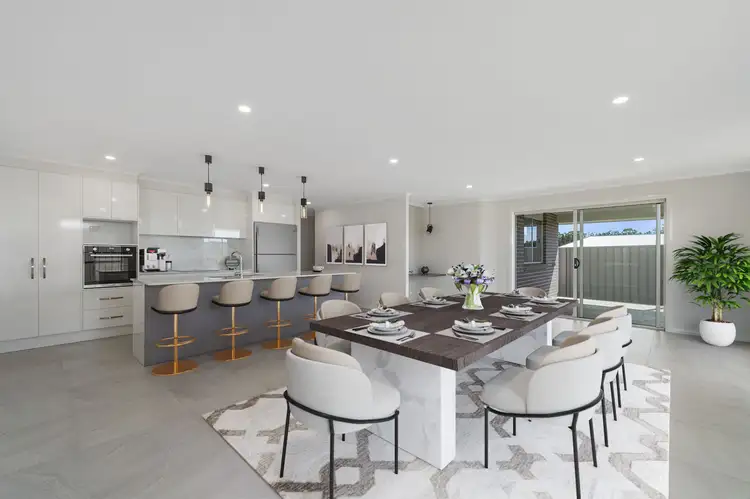 2 Seahorse Rise, Lake Cathie NSW 2445
