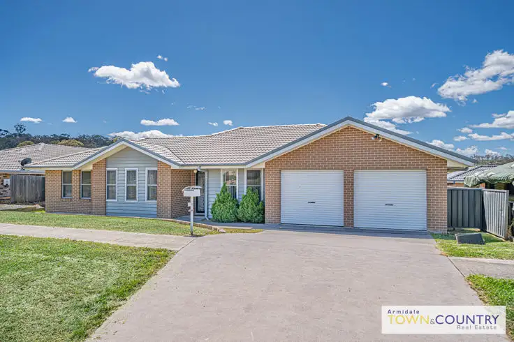 17 Kennedy Street, Armidale NSW 2350