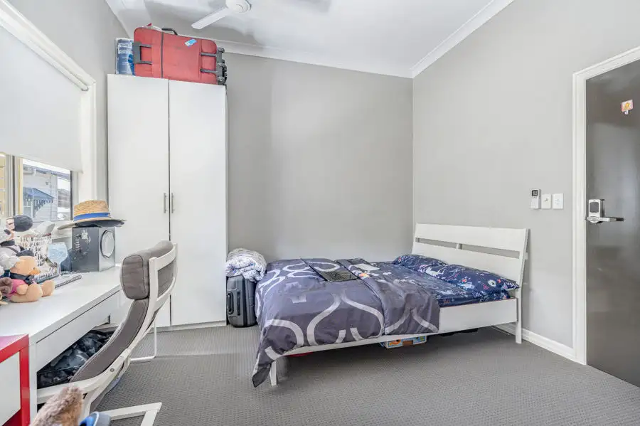 Main view of Homely studio listing, 8/25 Park Road West, Dutton Park QLD 4102