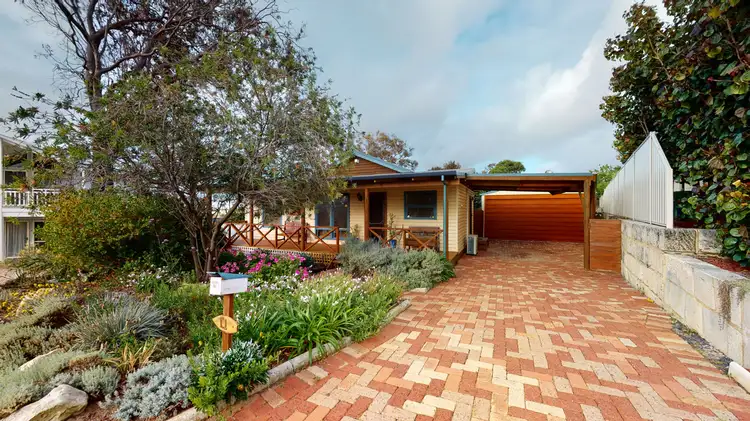 11 Mulloway Court