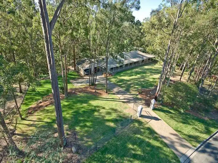 4 McCartney ct, Cashmere QLD 4500
