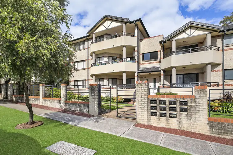 2/85-89 Clyde Street, Guildford NSW 2161