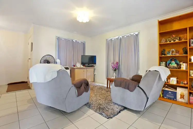 Sixth view of Homely house listing, 5 Westphal Court, Southside QLD 4570