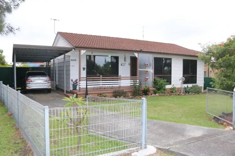 113 Wallarah Road, Gorokan NSW 2263