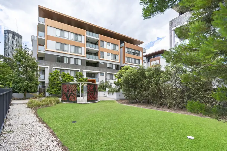 7002/1A Morton Street, Parramatta NSW 2150