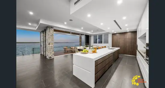 3 Parklane Terrace, Paradise Point QLD 4216