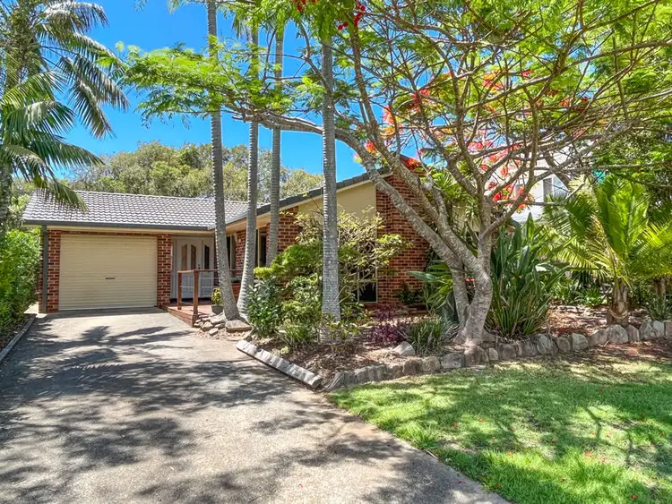 22 Ti Tree Road, Sandy Beach NSW 2456