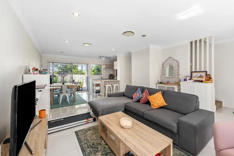 Second view of Homely townhouse listing, 17/200 Meadowlands Road, Carina QLD 4152