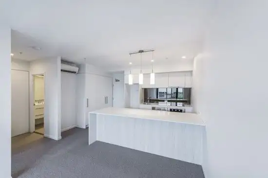 30202/300 Old Cleveland Road, Coorparoo QLD 4151