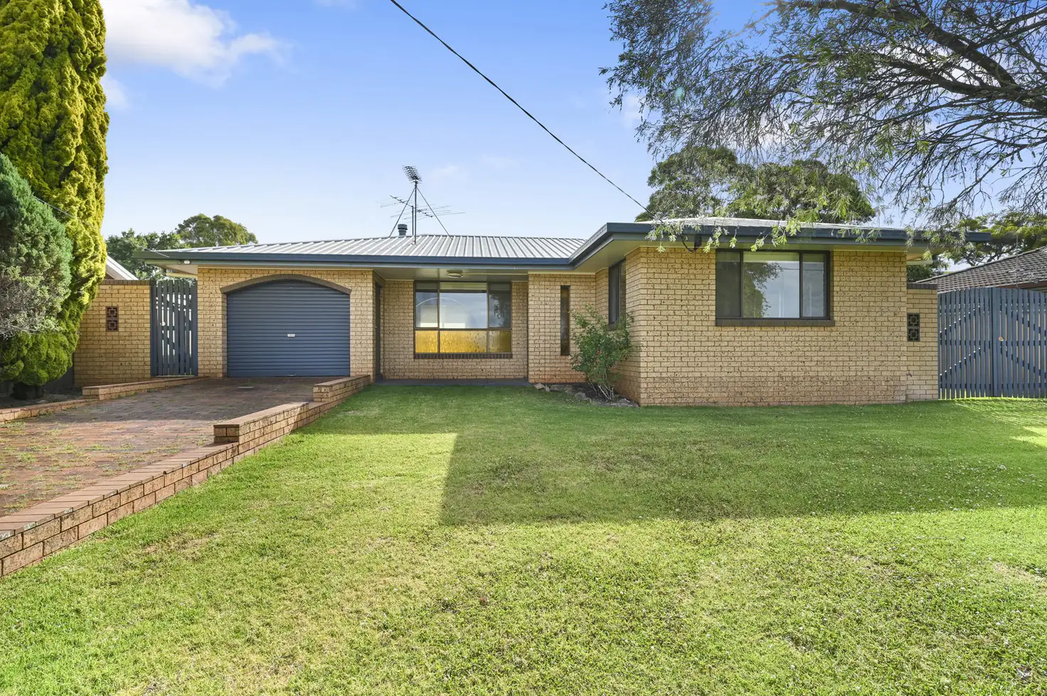 Main view of Homely house listing, 42 Jennifer Crescent, Darling Heights QLD 4350