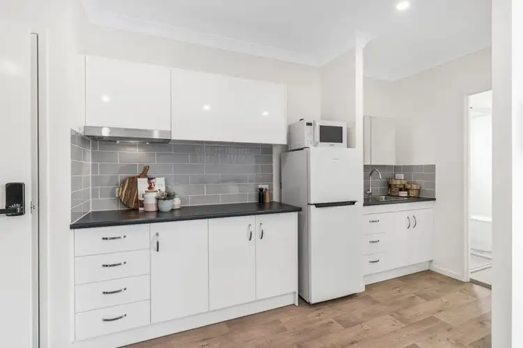 Third view of Homely studio listing, 1/73A Junction Road, Morningside QLD 4170