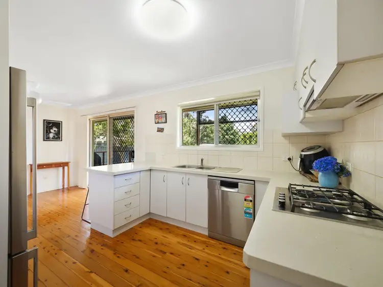 Fourth view of Homely house listing, 7 Amos Crescent, Mount Lofty QLD 4350