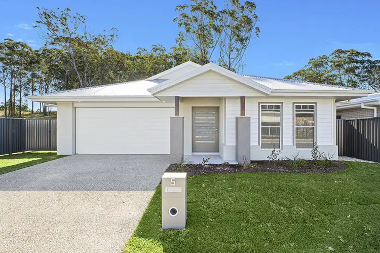 5 Halyard Ave, Moonee Beach NSW 2450
