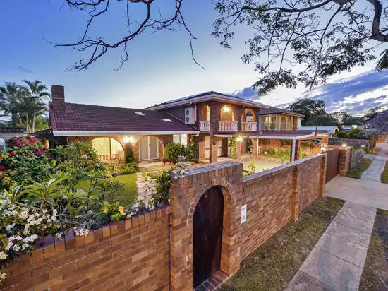 Second view of Homely house listing, 39 Meadowlands Road, Carindale QLD 4152