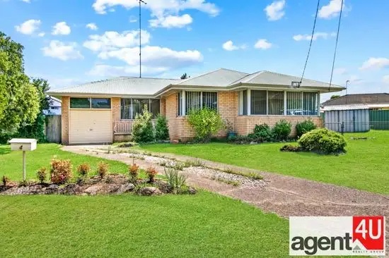 4 Perritt Place, South Penrith NSW 2750