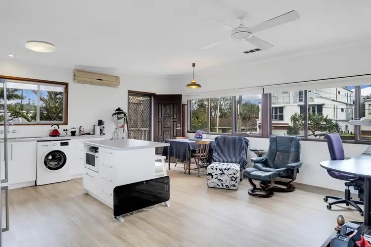 Fifth view of Homely unit listing, 2/18 Errol Avenue, Paradise Point QLD 4216