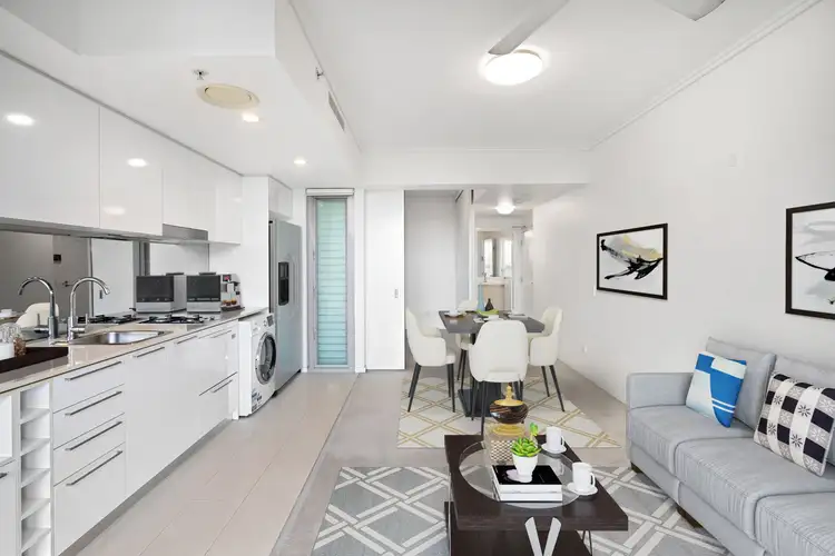 Second view of Homely unit listing, 10505/8 Harbour Road, Hamilton QLD 4007