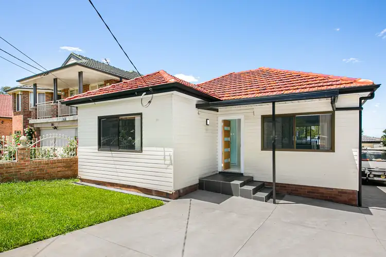 18 Bangor St, Guildford NSW 2161