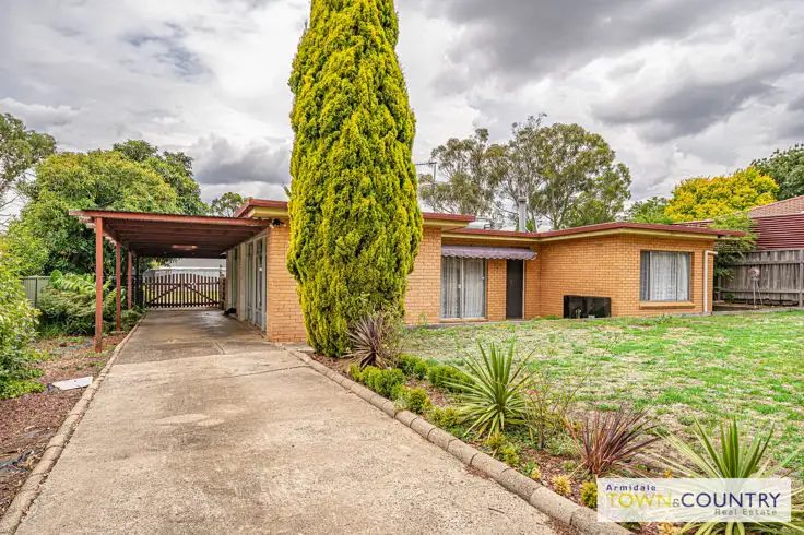 9 Kuranda Avenue, Armidale NSW 2350