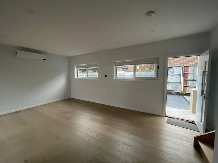 Fourth view of Homely townhouse listing, 2/27 Cameron Street, Coburg VIC 3058