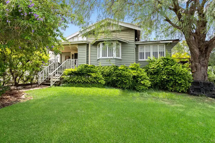 44 Clifton Street, Booval QLD 4304
