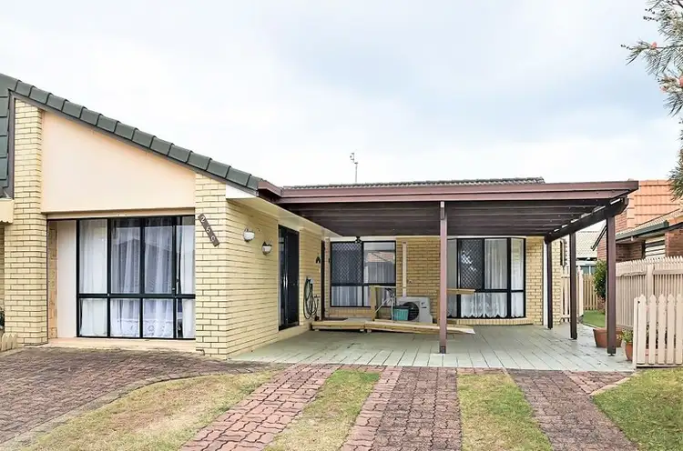 250/4 Melody Court., Warana QLD 4575