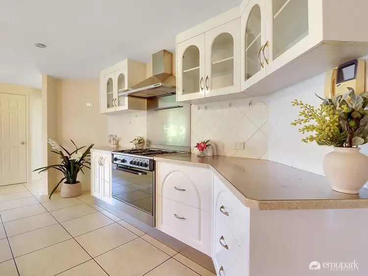 Sixth view of Homely house listing, 8 San Marino Way, Zilzie QLD 4710