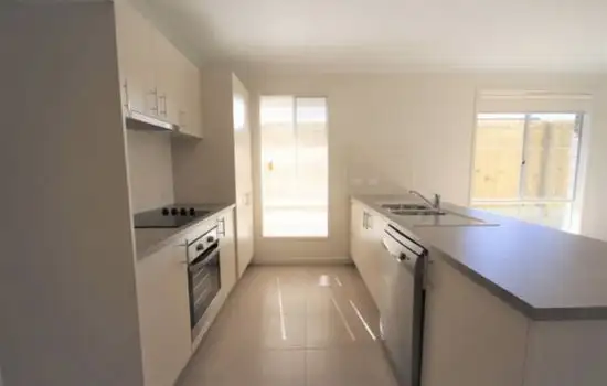 Third view of Homely house listing, 5 Napier Circuit, Silkstone QLD 4304