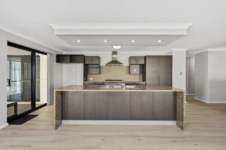 Sixth view of Homely house listing, 6 Tribute Vista, Baldivis WA 6171