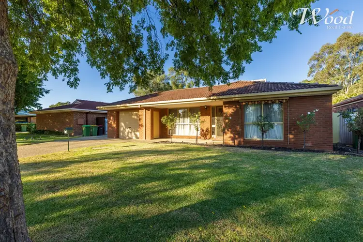 25 Saville Ave, Lavington NSW 2641