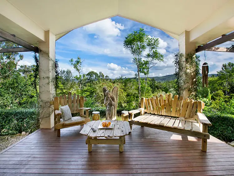 21 Pinewood Drive, Samford Valley QLD 4520