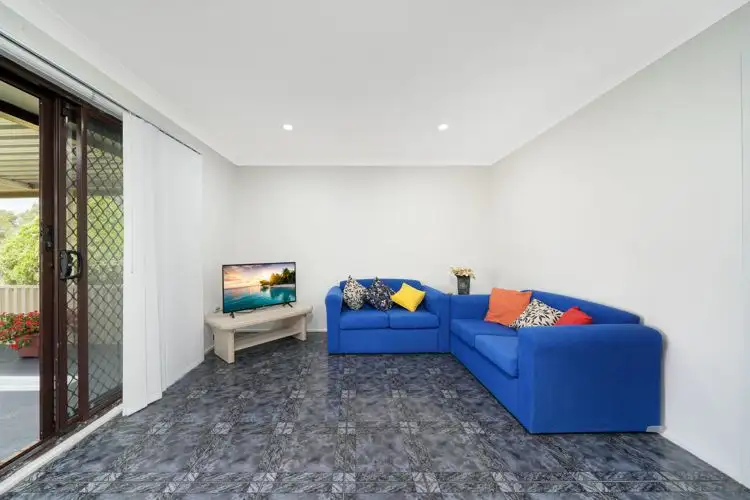 Seventh view of Homely house listing, 7 Shannon Place, Kearns NSW 2558