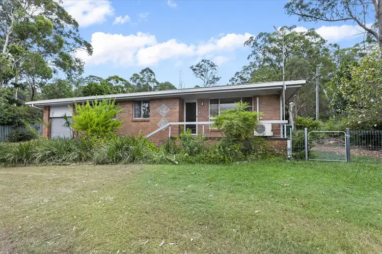 32 Railway Terrace, Crows Nest QLD 4355