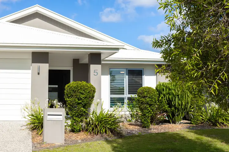5 Burgundy Court, Caloundra West QLD 4551