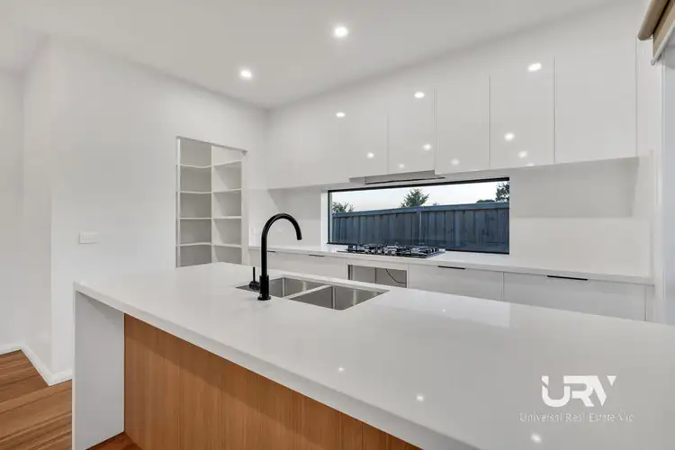 Seventh view of Homely house listing, 7 Violet Vista, South Morang VIC 3752