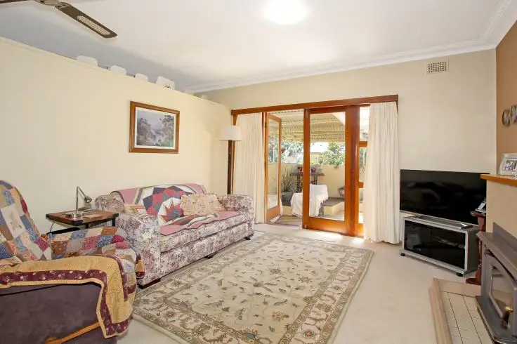 Fifth view of Homely house listing, 8 Lackey Street, Guyra NSW 2365