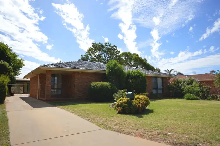 Main view of Homely house listing, 4 Meadowbank Drive, Dubbo NSW 2830