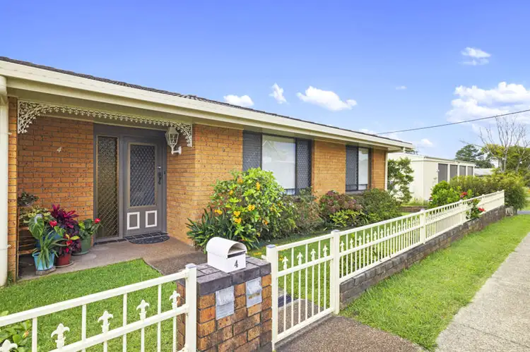Main view of Homely unit listing, 4/2 Bowra Street, Urunga NSW 2455
