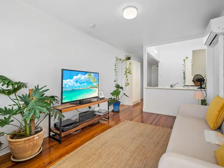 Main view of Homely unit listing, 1/110 MCILWRAITH AVENUE, Norman Park QLD 4170