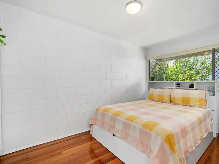 Fourth view of Homely unit listing, 1/110 MCILWRAITH AVENUE, Norman Park QLD 4170