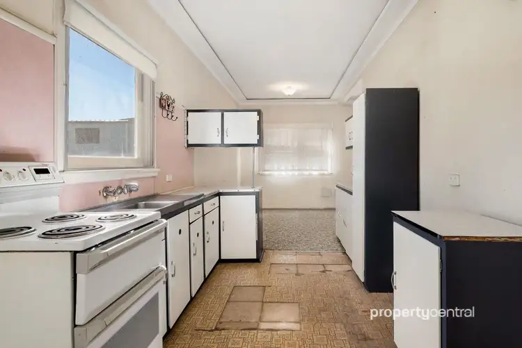 Fifth view of Homely house listing, 17 Reddan Ave, Penrith NSW 2750