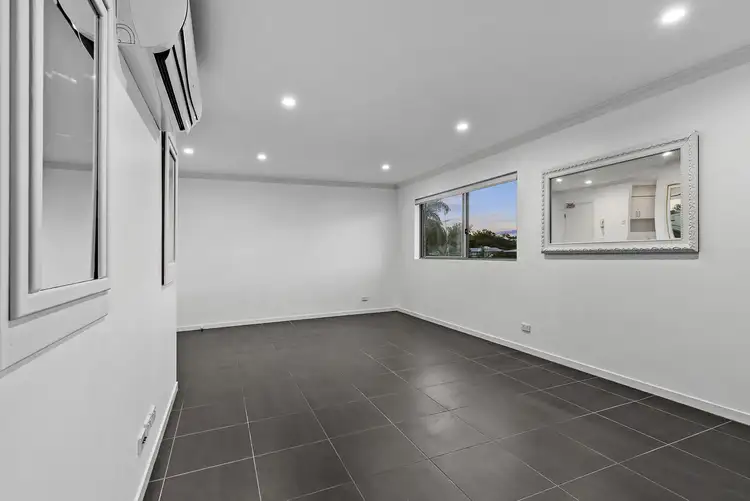 Sixth view of Homely unit listing, 8/90 Cambridge Street, Carina Heights QLD 4152