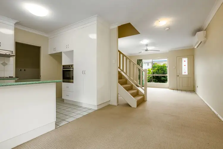 Fourth view of Homely unit listing, 7/7 Pacific Court, Kin Kora QLD 4680